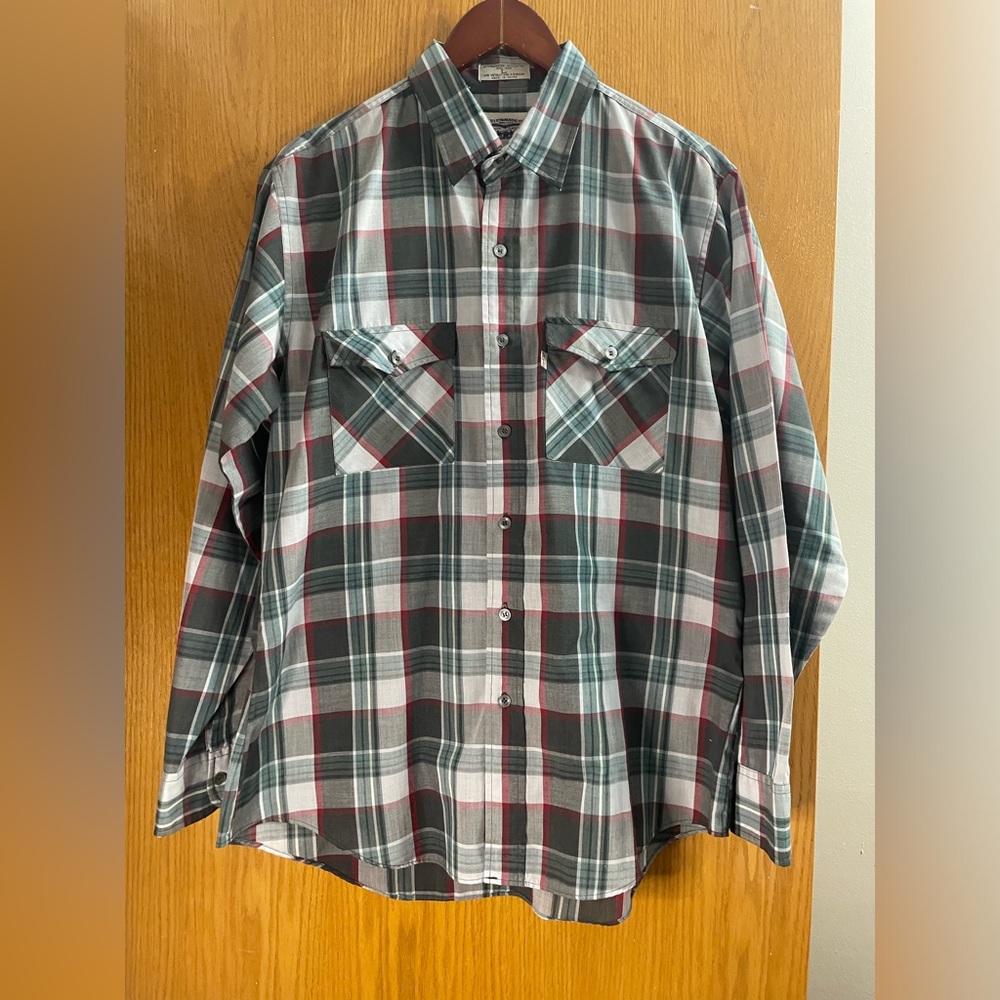Levi's Green and Red Plaid Casual Shirt Vintage